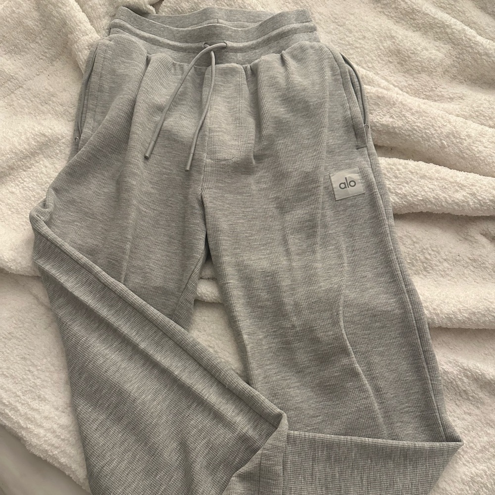 Alo Gray Sweatpants Men’s Small
